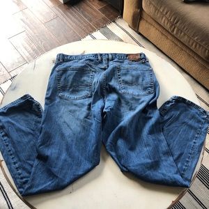 Men’s lucky brand jeans
